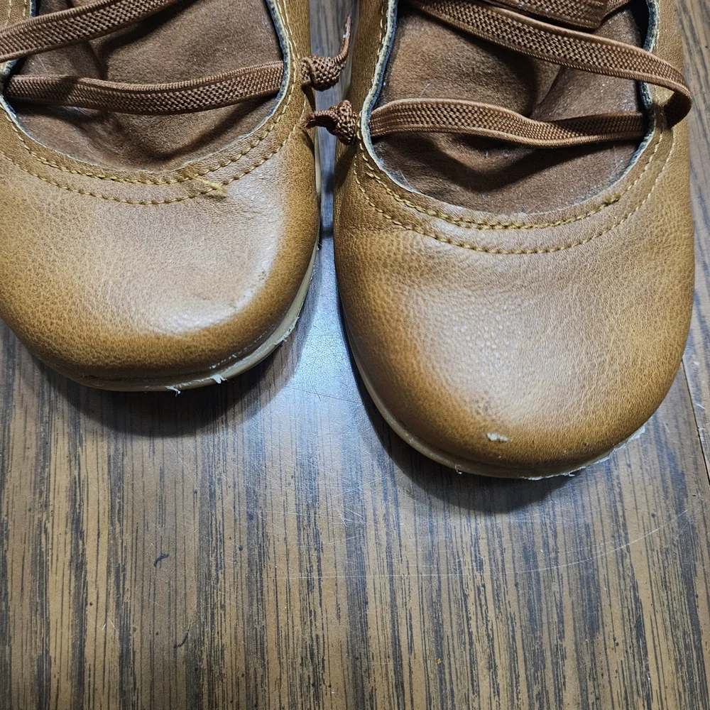 Source Unknown Tan Leather Ankle Boots - Picture 9 of 9